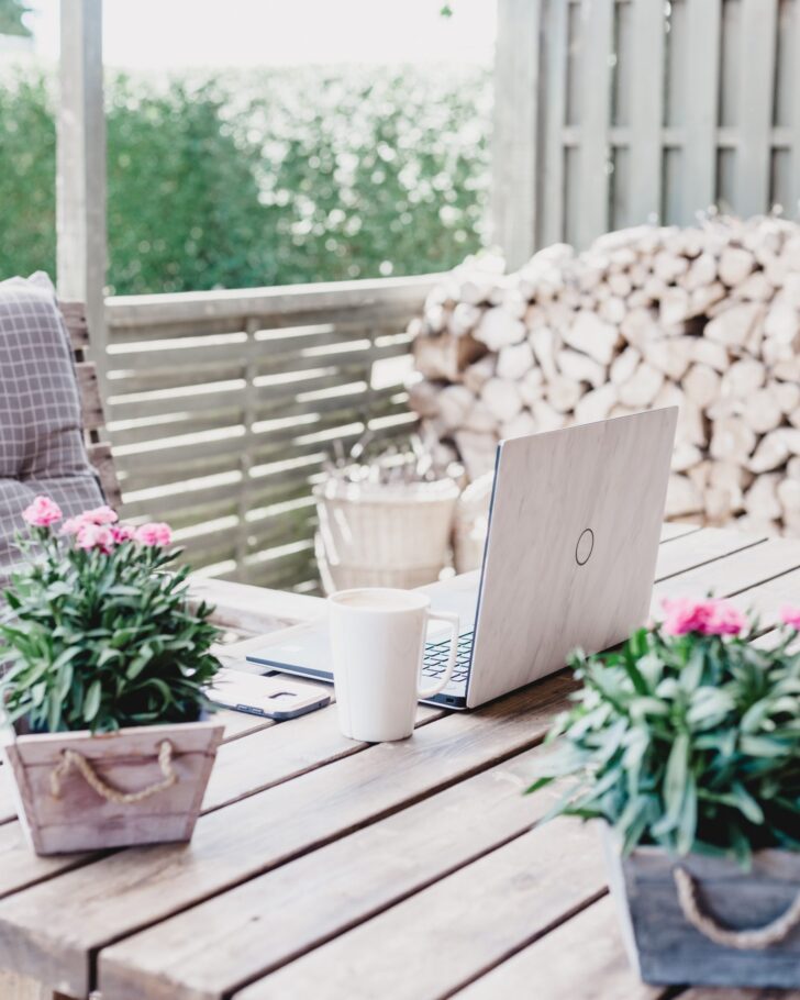 Why You Should Put a Little More Thought into Your Out-of-Office Message