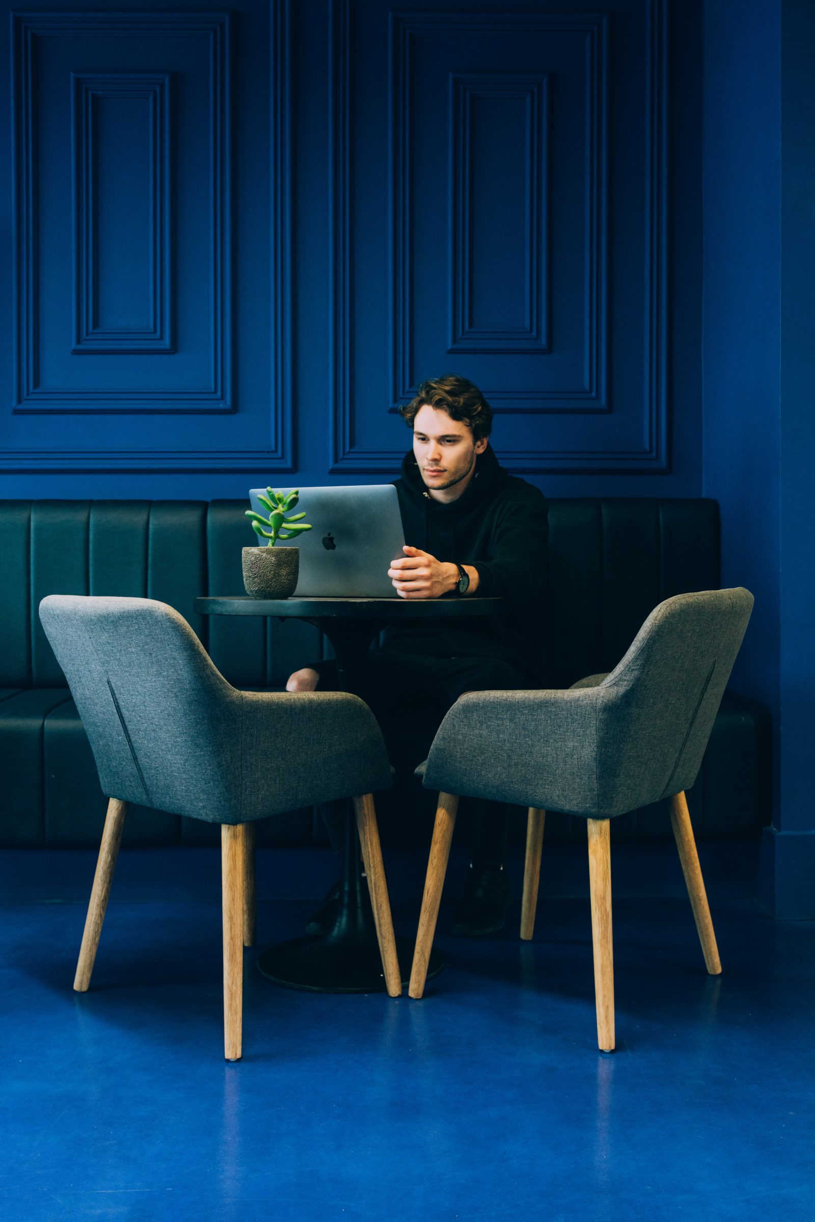 How to Motivate Yourself to Work Hard When You’re Really Not in the Mood